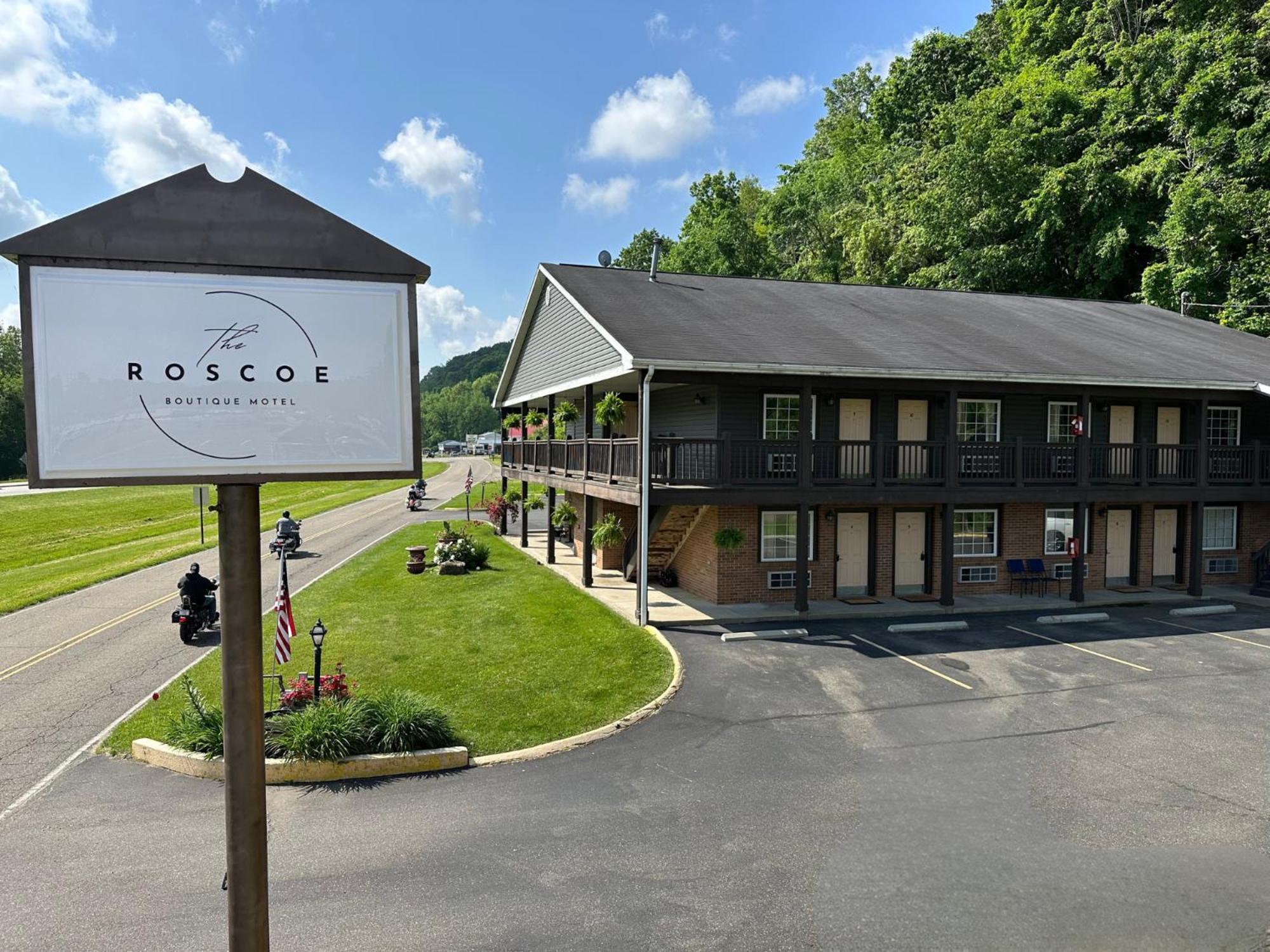 The Roscoe Boutique Motel Coshocton Room photo